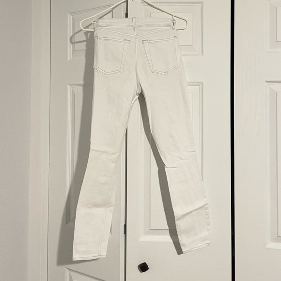 Abercrombie and Fitch Women High Rise Slim Jeans. Size 00 - Picture 3 of 4